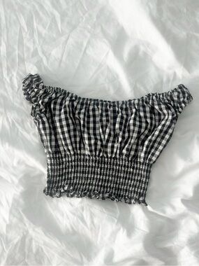 Brandy Melville John Galt Black and White Gingham Off-Shoulder Top